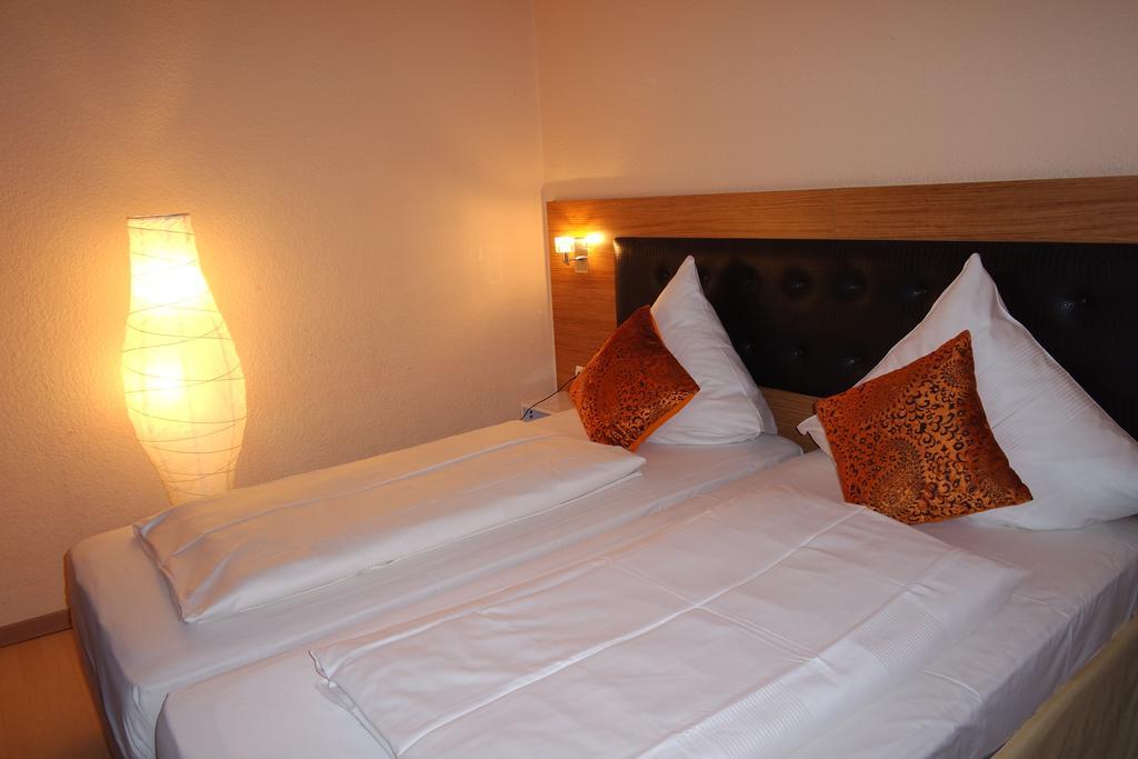 Hotel Drei Kronen Dortmund Buitenkant foto
