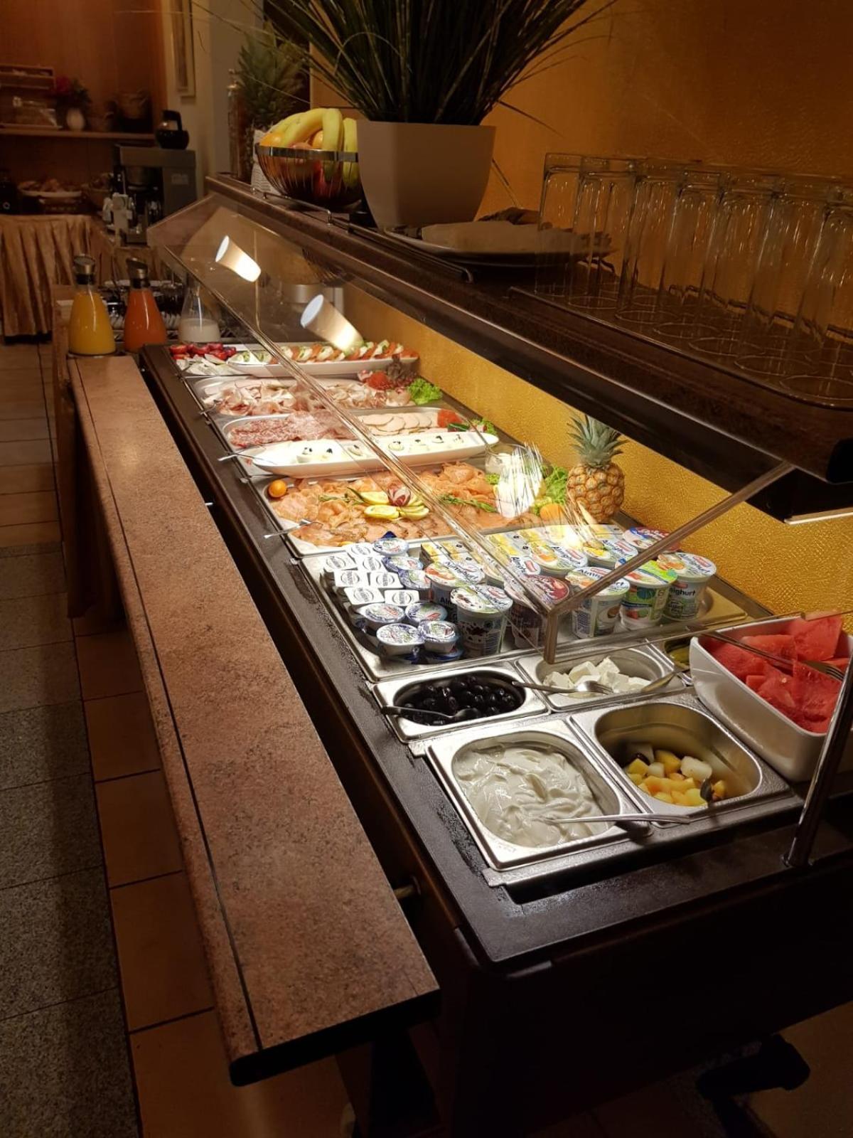 Hotel Drei Kronen Dortmund Buitenkant foto