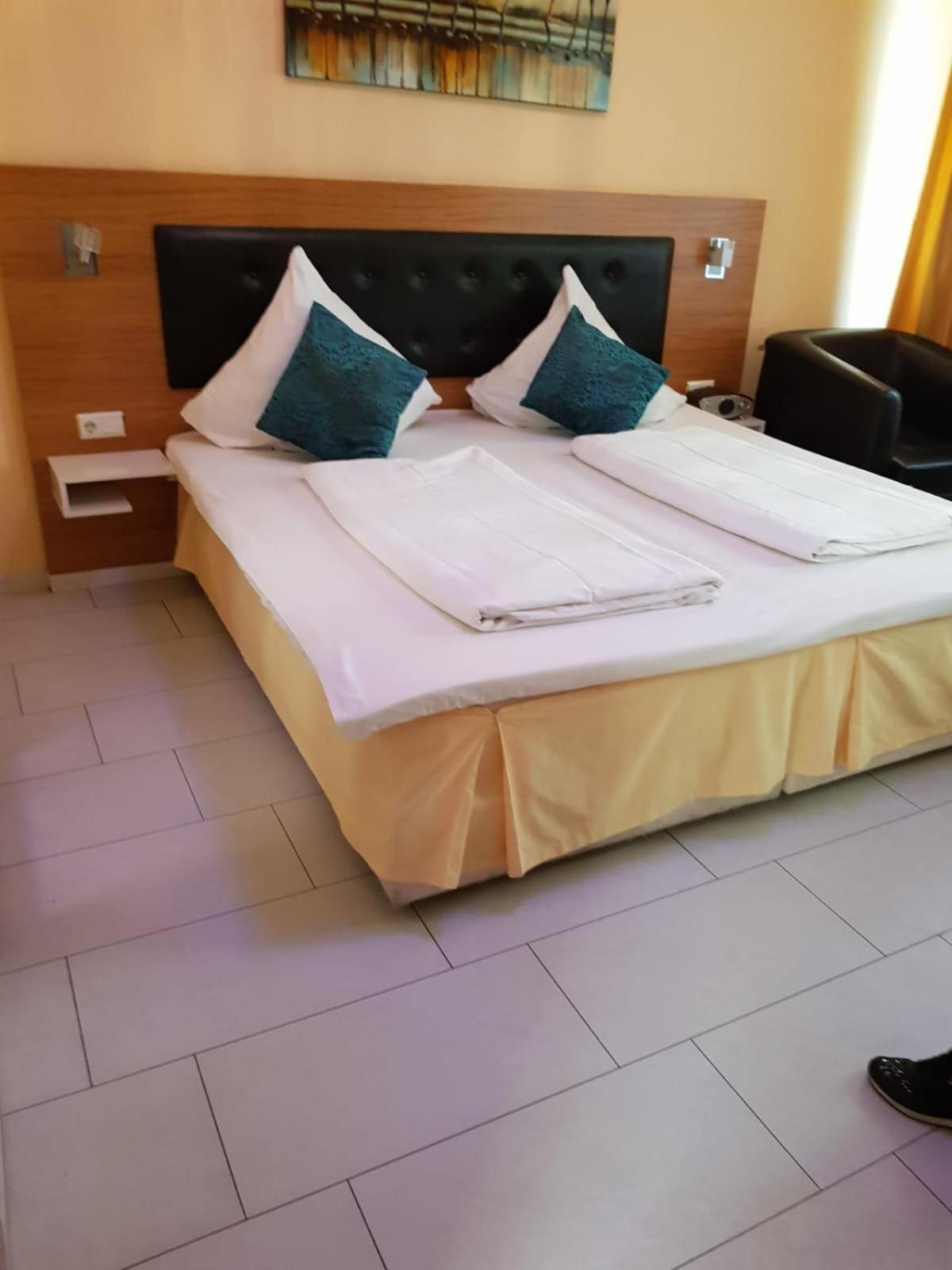 Hotel Drei Kronen Dortmund Buitenkant foto